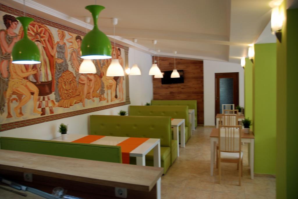 Green Hisar Hotel Family Chisarja Exteriör bild